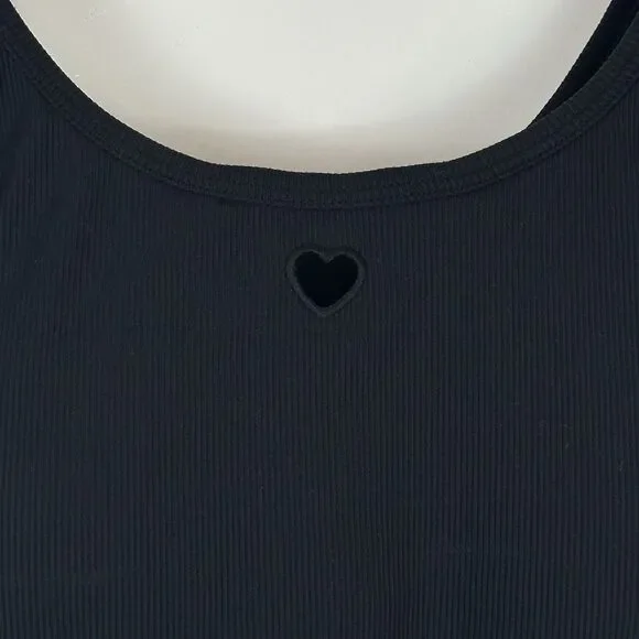 Lululemon Heart Nulu Ribbed Scoopneck Bra B/C Black Size M Valentine Pilates